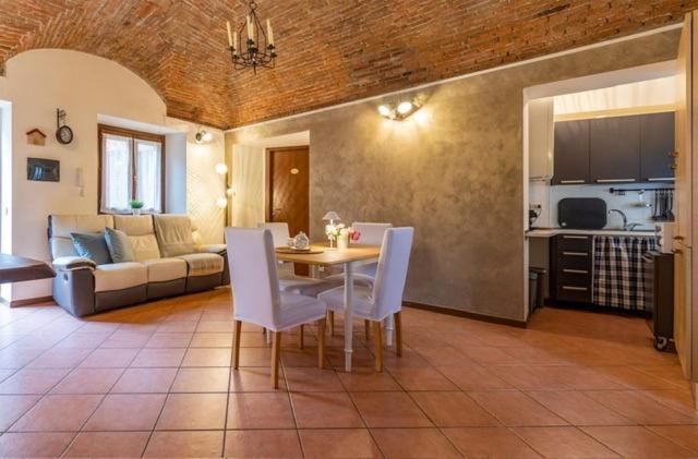 Appartamento Il Monastero Castelletto sopra Ticino Esterno foto